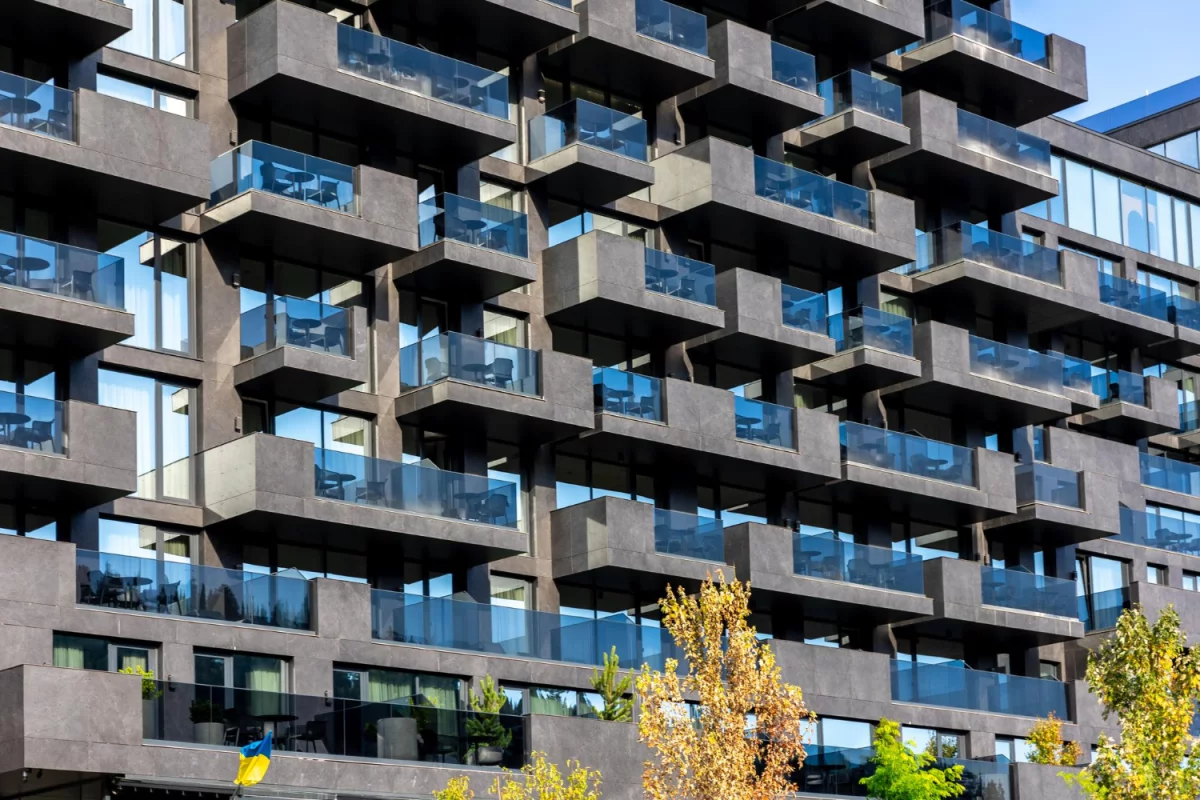 Meble ze zdrowych materiałów: Jak dbać o zdrowie i środowisko w aranżacji wnętrz